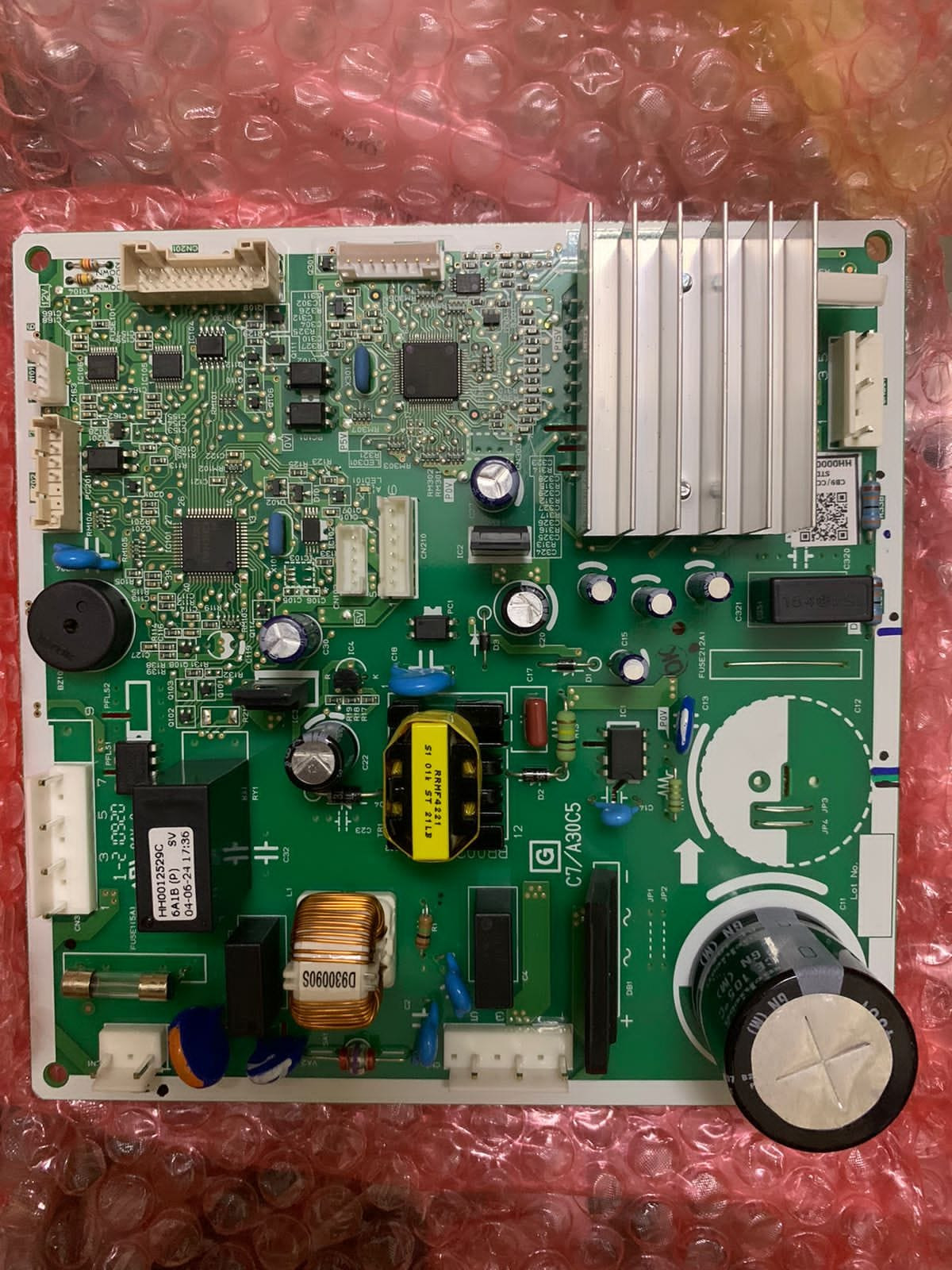 HITACHI REFRIGERATOR/FRIDGE PCB BOARD RVG420P3M/RVG490P3M